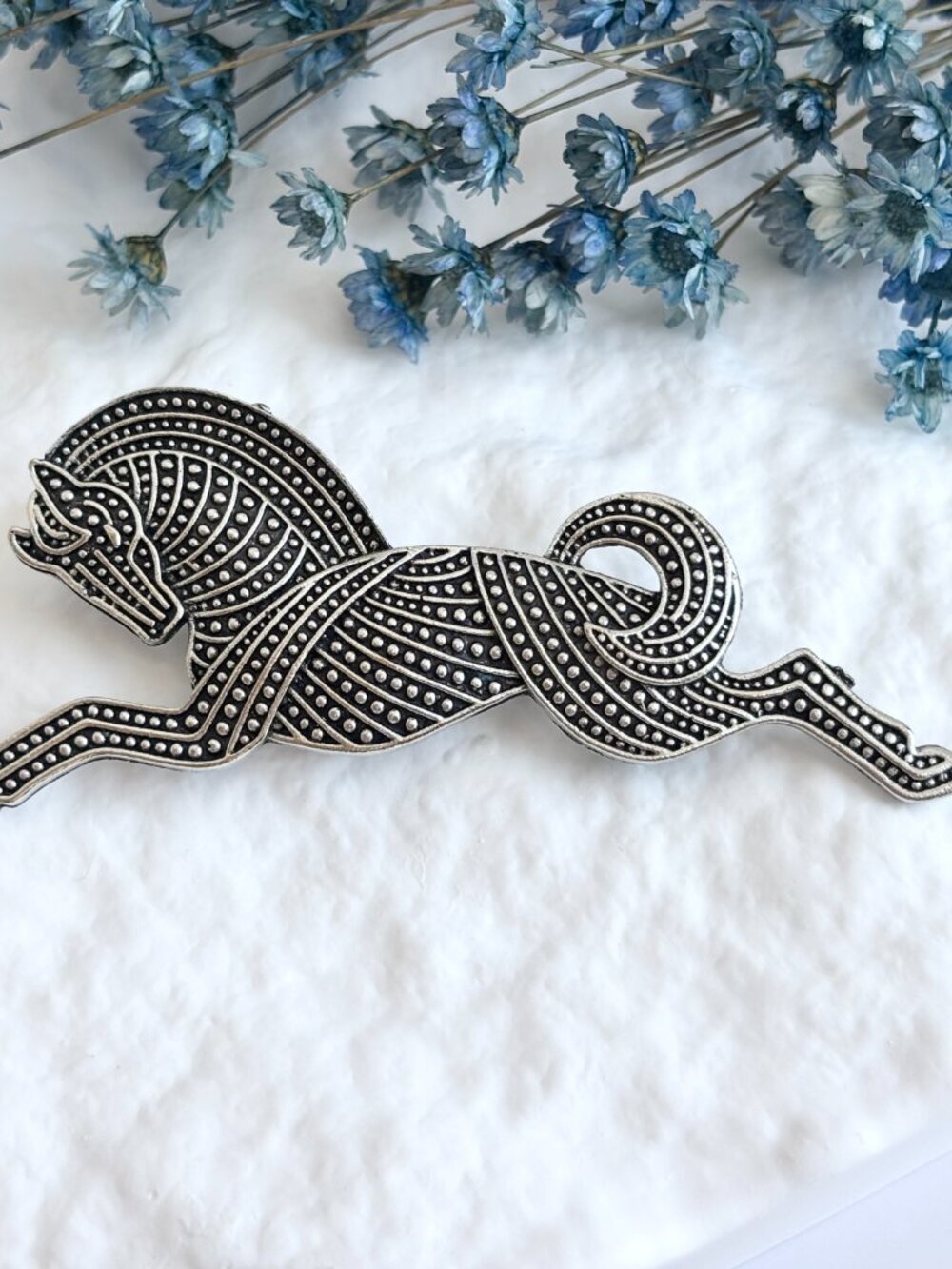 Leaping Horse Figural Silver Toned Vintage Inspired Textured Brooch Pin - Picture 5 of 16